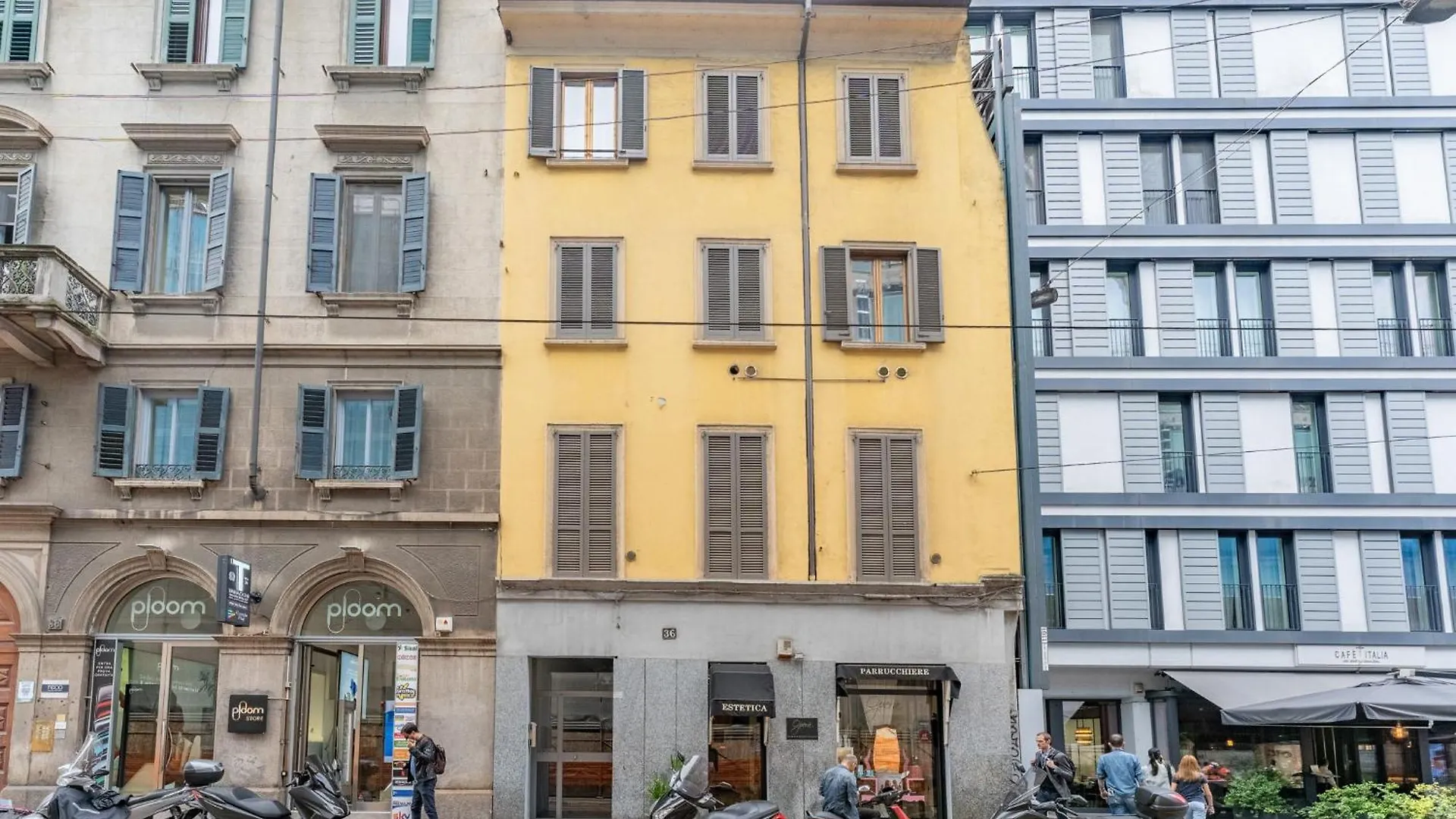 Apartment Ap6 Appartamento In Zona Duomo Milan Italy