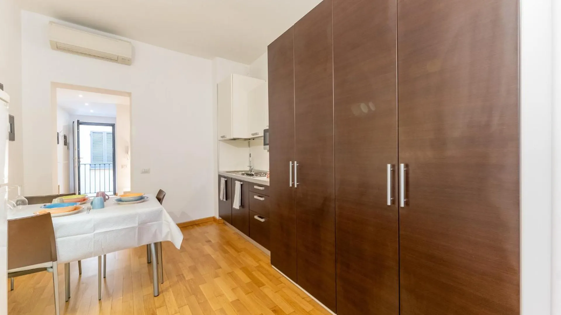 Apartment Ap6 Appartamento In Zona Duomo Milan