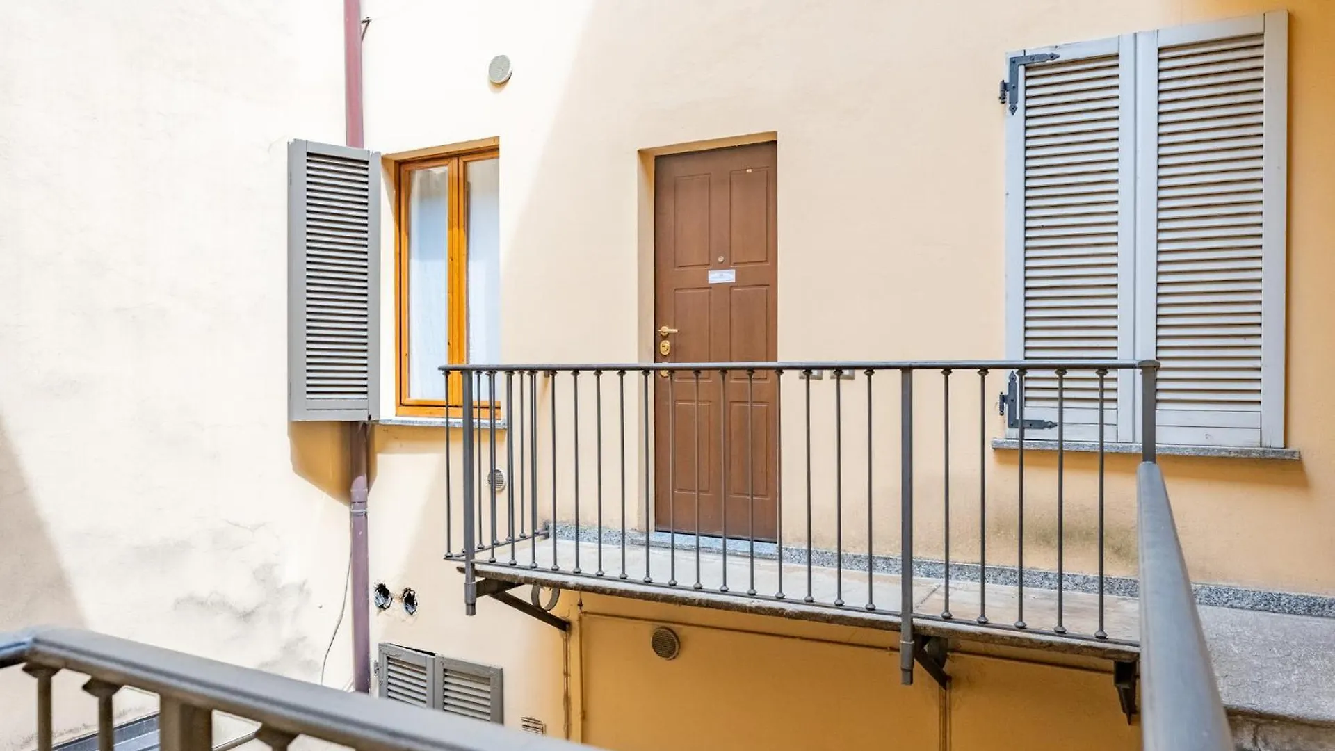 Ap6 Appartamento In Zona Duomo Mediolan Apartament