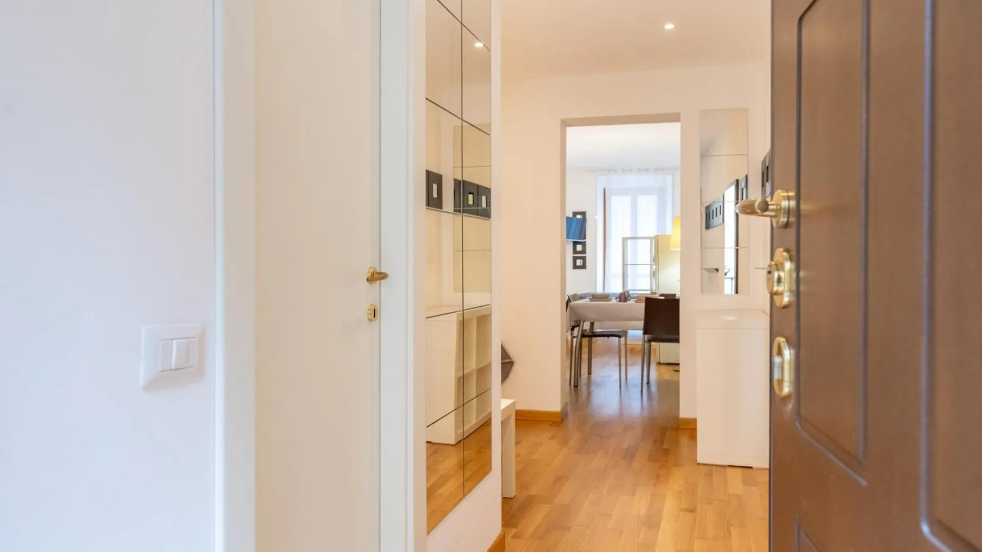 Ap6 Appartamento In Zona Duomo Milán Apartmán
