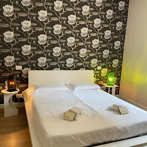https://verona-centro-ponte-pietra.hotelinveneto.com